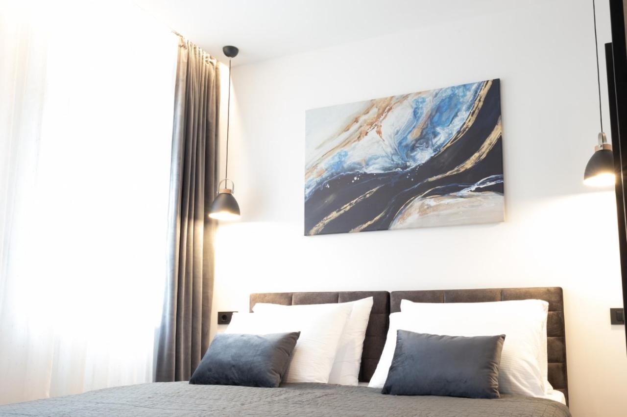 Apartmani Mozart-Centar Вировитица Экстерьер фото