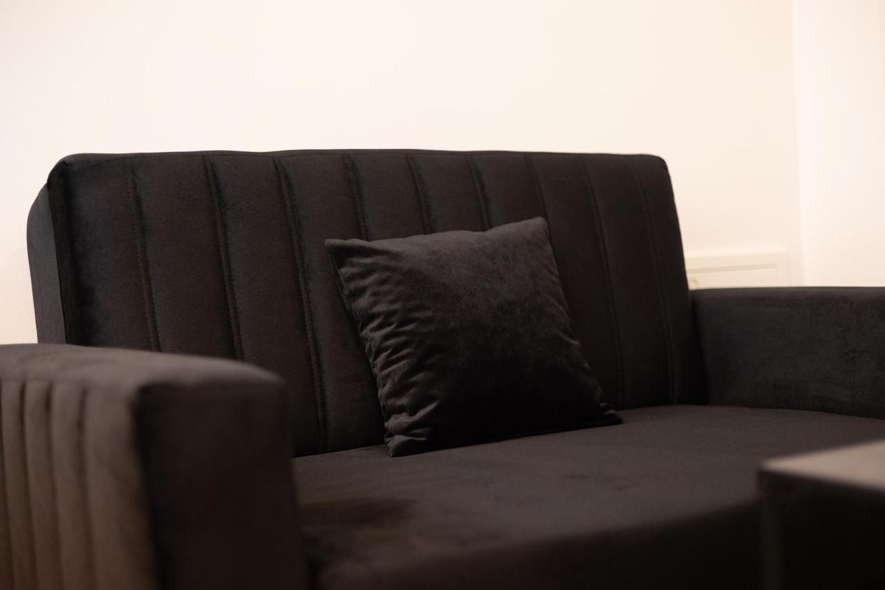 Apartmani Mozart-Centar Вировитица Экстерьер фото